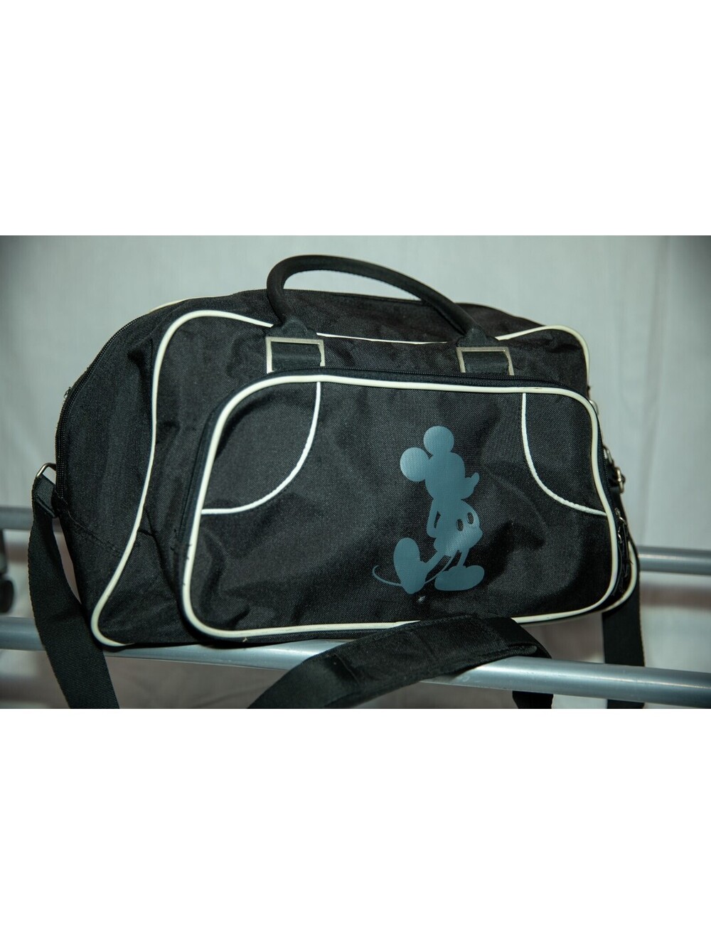 Disney Mickey Mouse Travel Carry On Suitcase Vacation Bag Skyway Luggage Inc